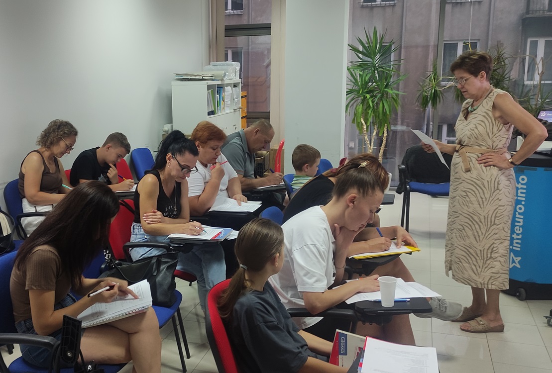 Free Polish language courses at the INTEURO Centre for Integration of Foreigners